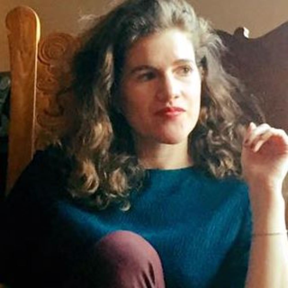 Meet your Posher, Debbie